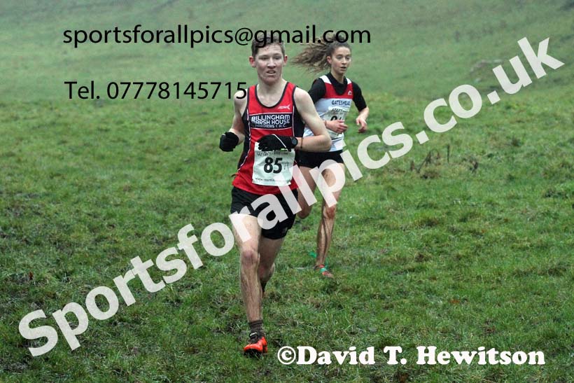 Mens under-17s, NECAA Junior Cross Country Relays, Thornley Farm, Peterlee, Saturday, December 12th. Photo: David T. Hewitson/Sports for All Pics